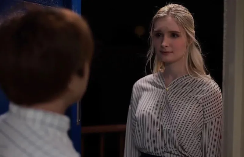 Cô đơn nơi xứ lạ với gã chồng già, vợ yêu tây được anh nhà kế bên an ủi